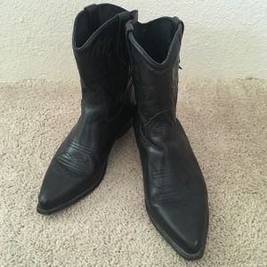 Black Leather Women’s Short Cowboy Western Boots